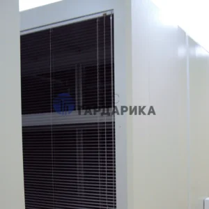 Стационарные шкафы с жалюзи